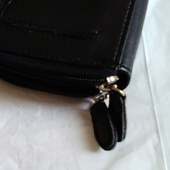 Ladies Wallet - Picture 3 of 12